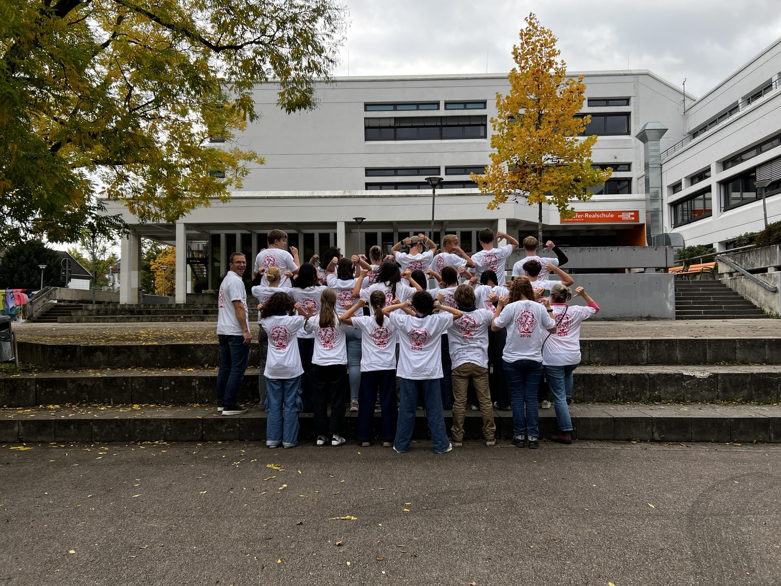 WIR_ Opener-20251010-063458-280